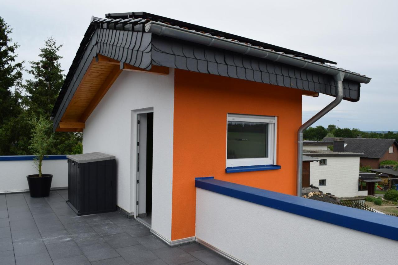 Hunsruecker-Fewo - Die Erlebnishuette - 2 Ferienwohnungen Im Hunsrueck In Unzenberg Gobenhausen Bilik gambar